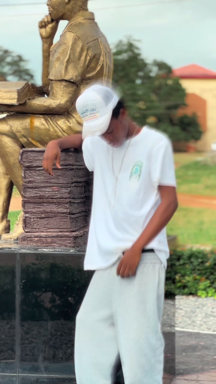 @ð ðð¥ððð¬ ðŠð ðð§ð âïž ð¶