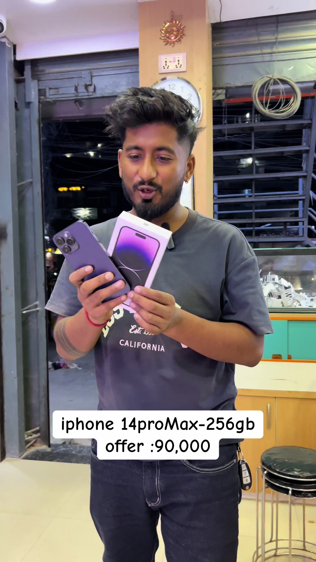 @Manoj Mobile Store official