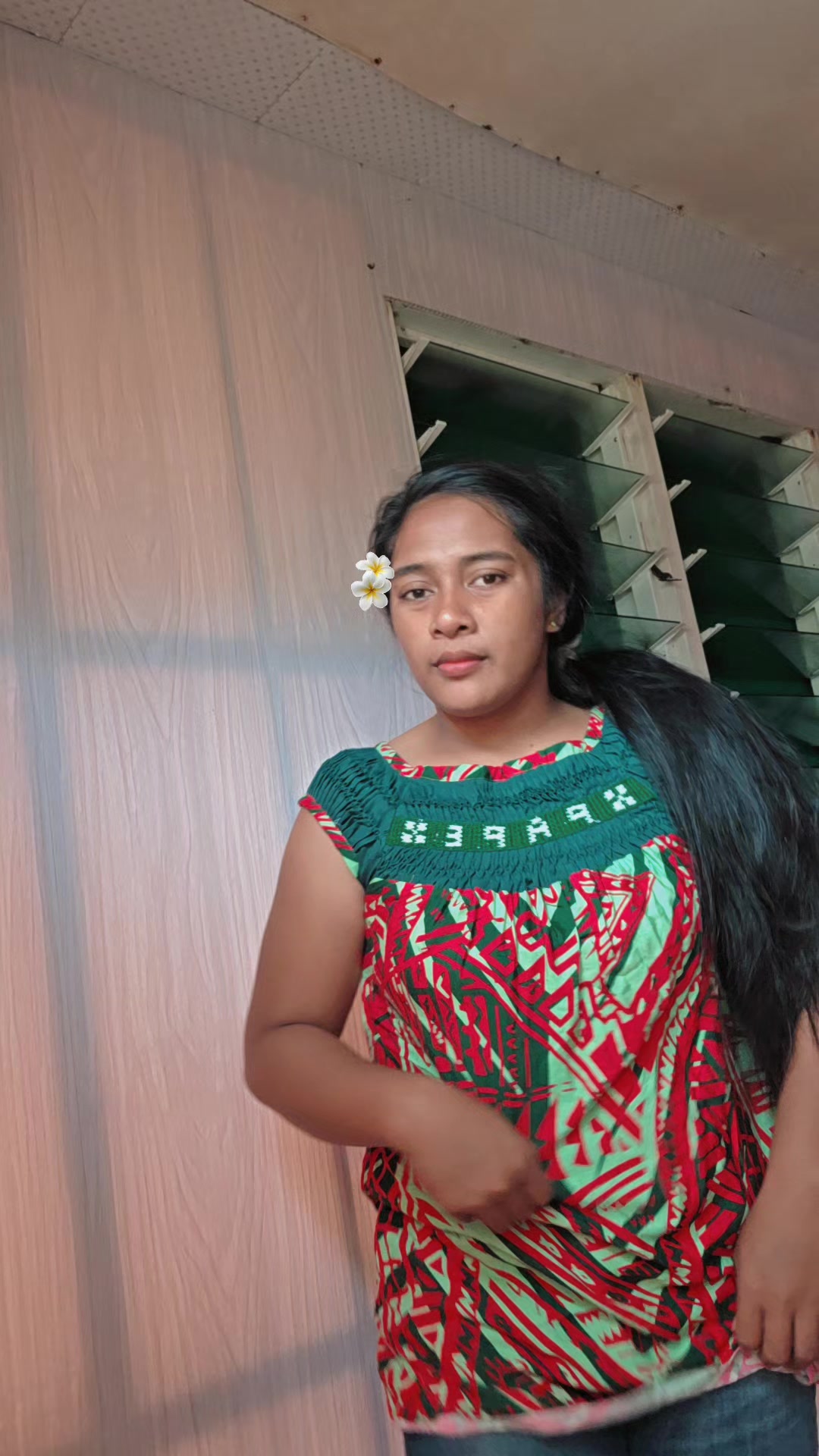 @🥴💃
