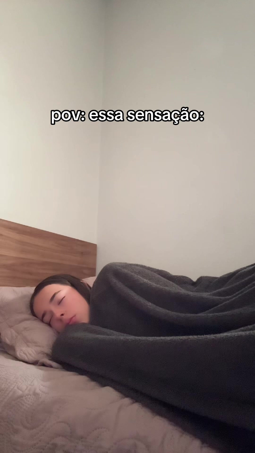 @Julia Andrade