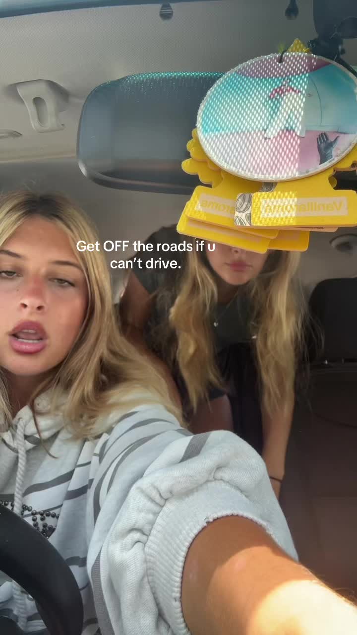 @DowdTwins