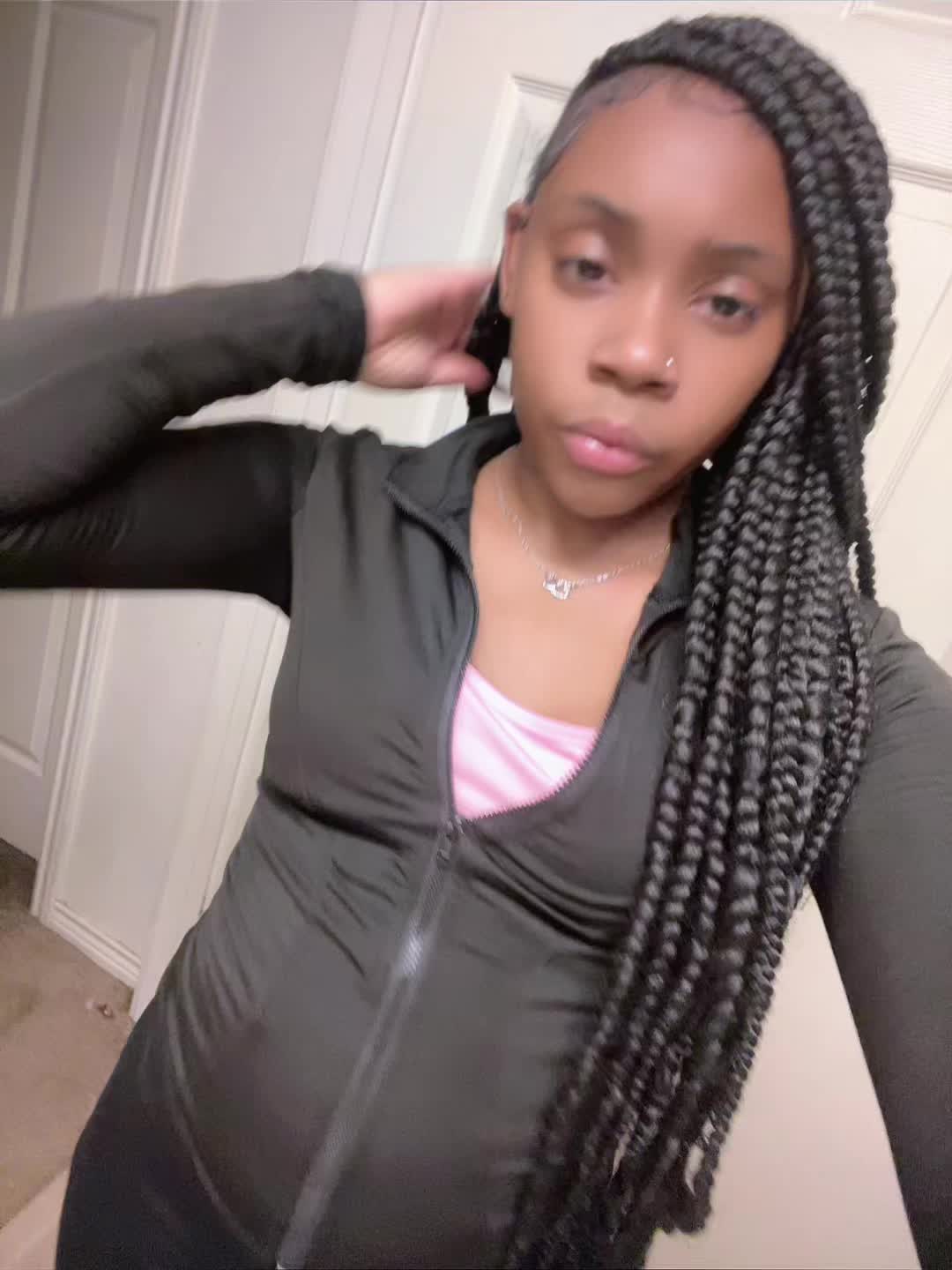@Nena 🎀.