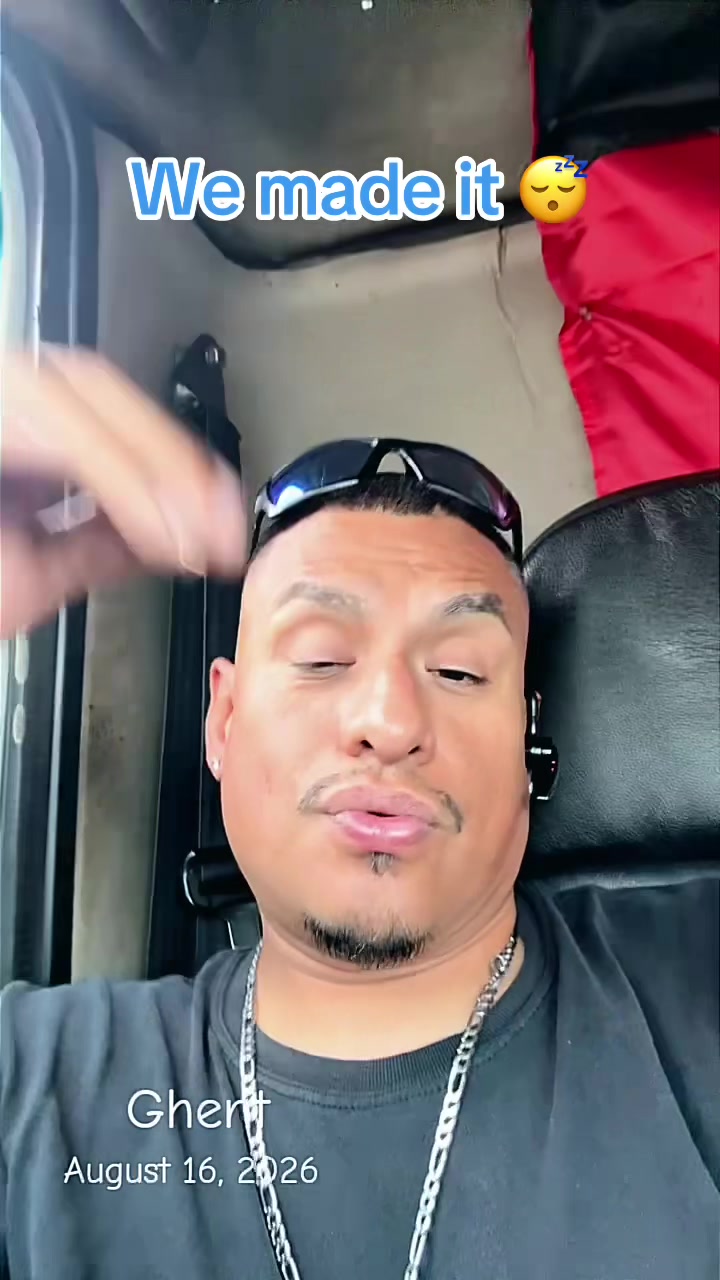 @Mister_Dimples_24
