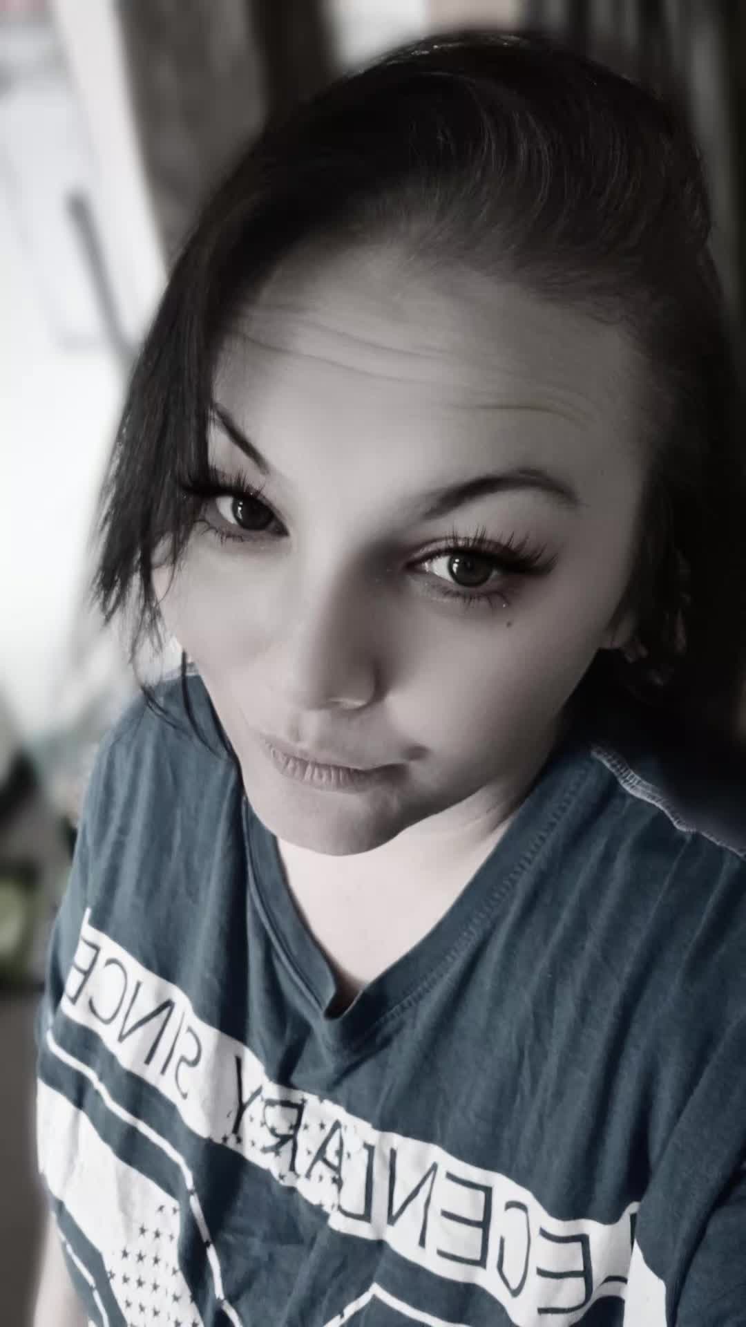 @Mietze Vampire😈