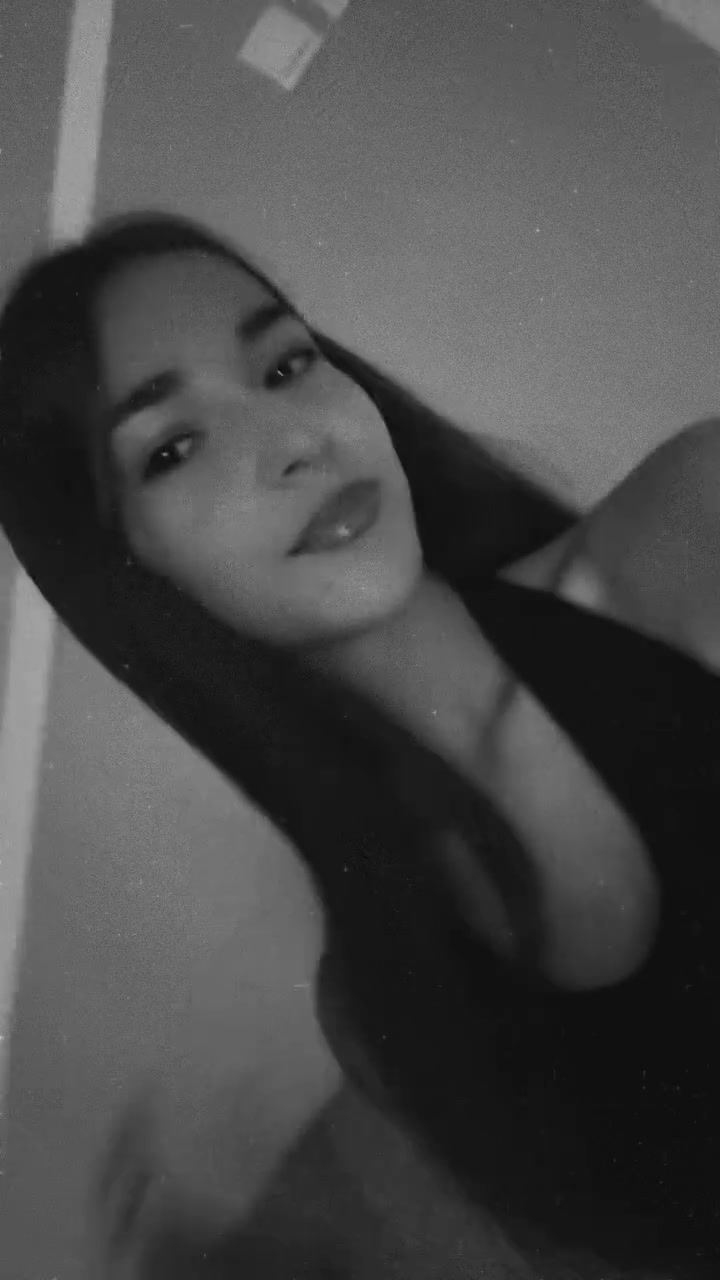 @eelleena