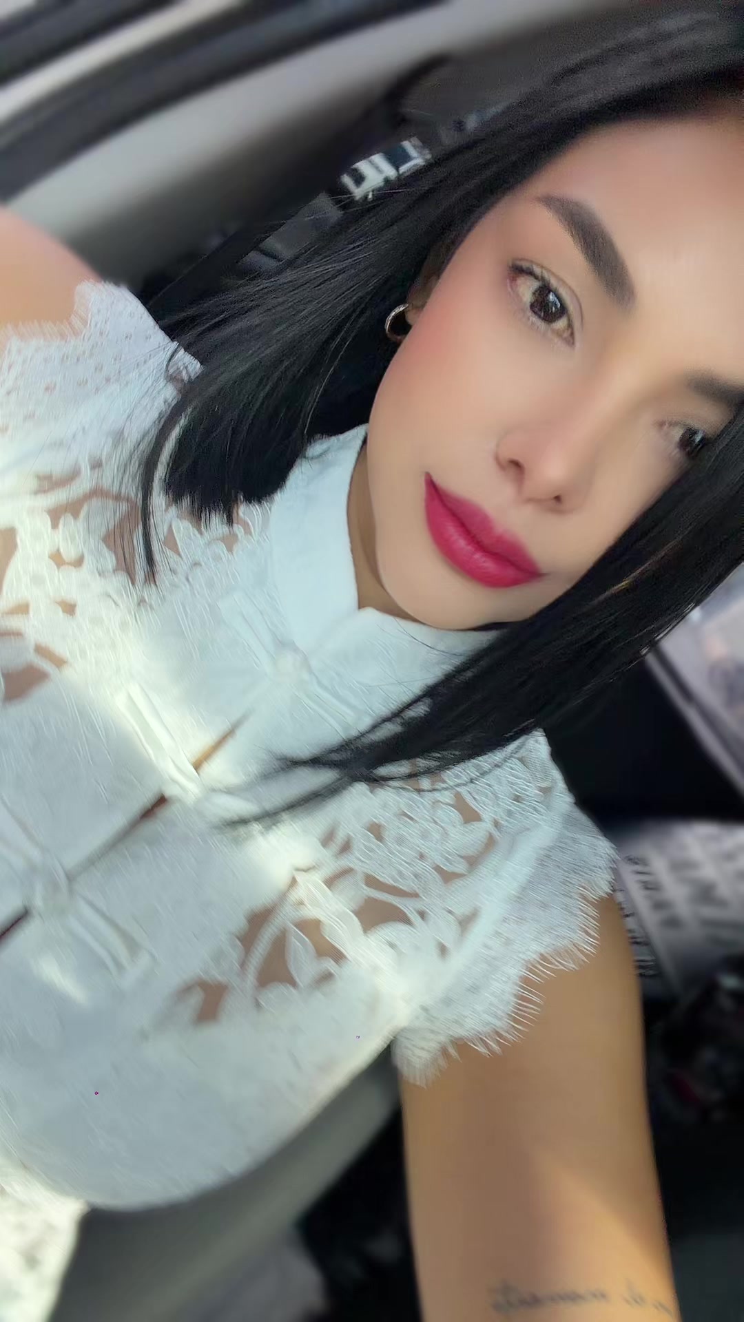 @adrihurtadob