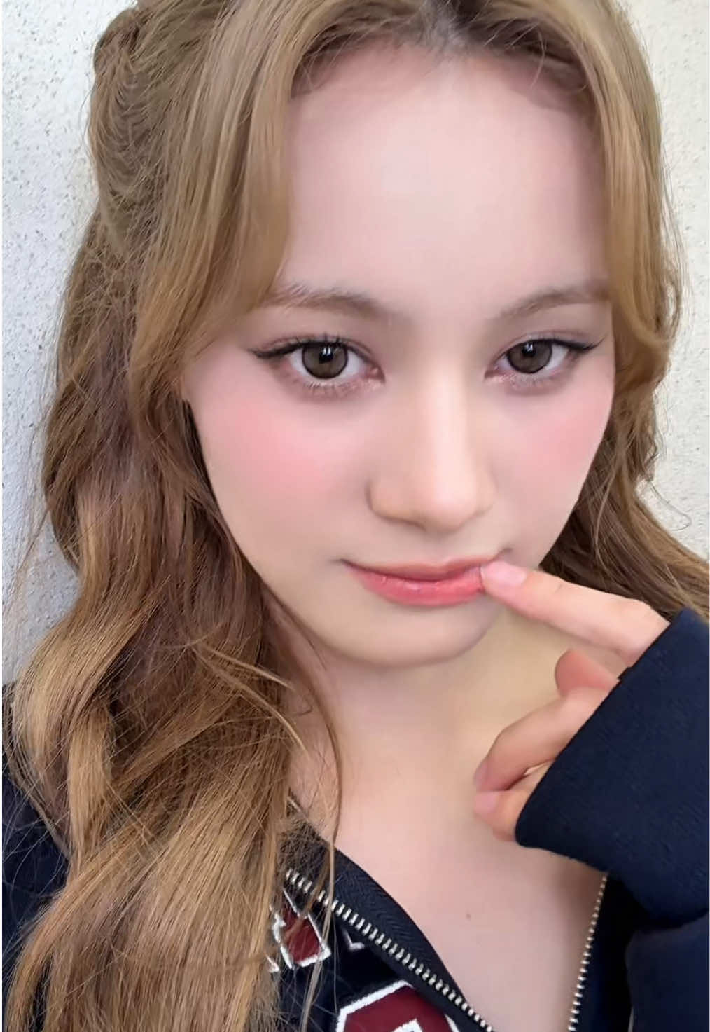 @NiziU