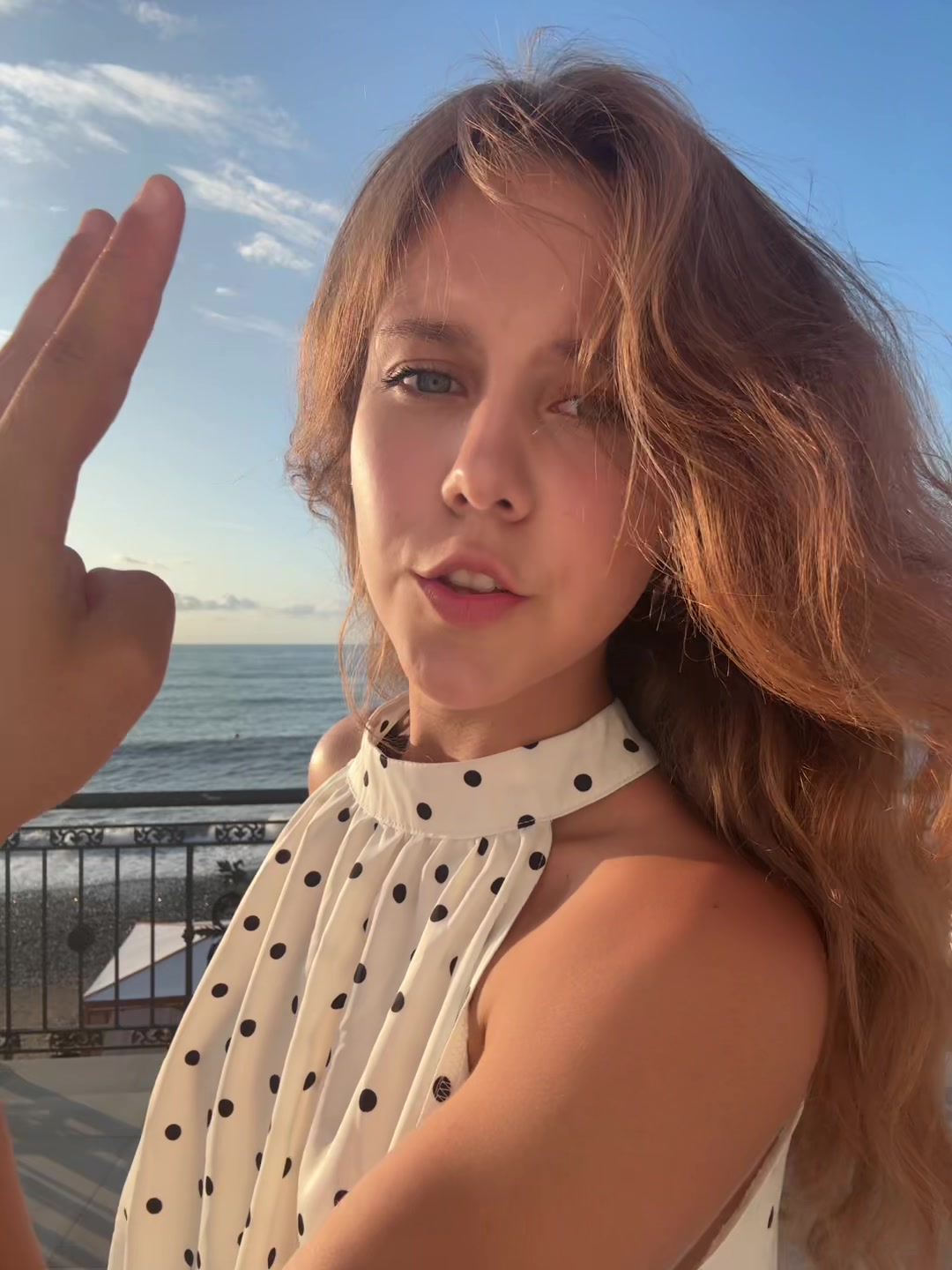 @живи!