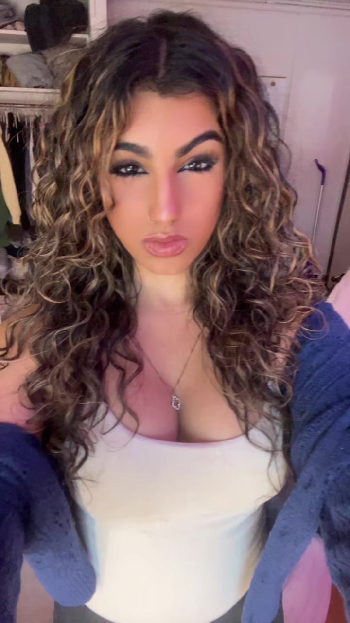 @gia ☬