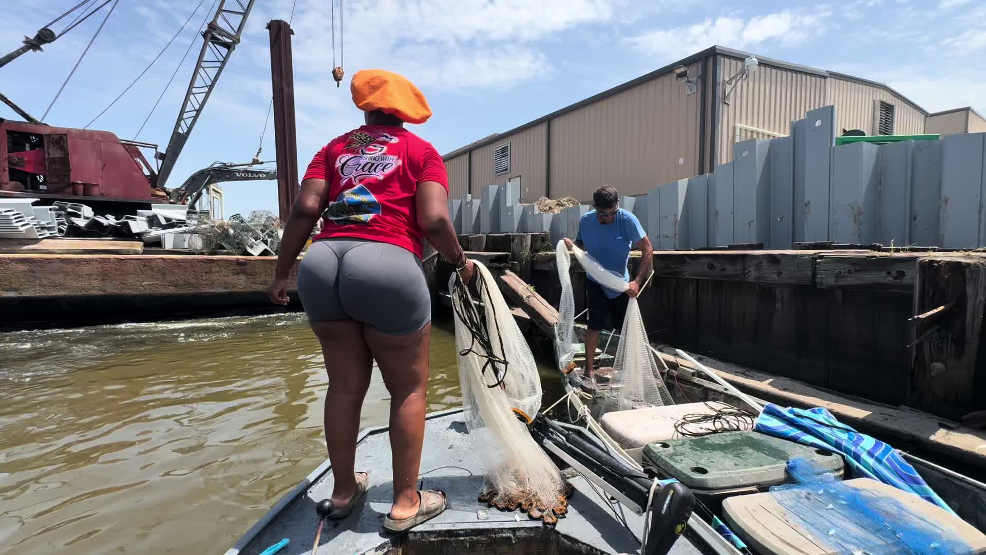 @337FishingQueenAndCrew