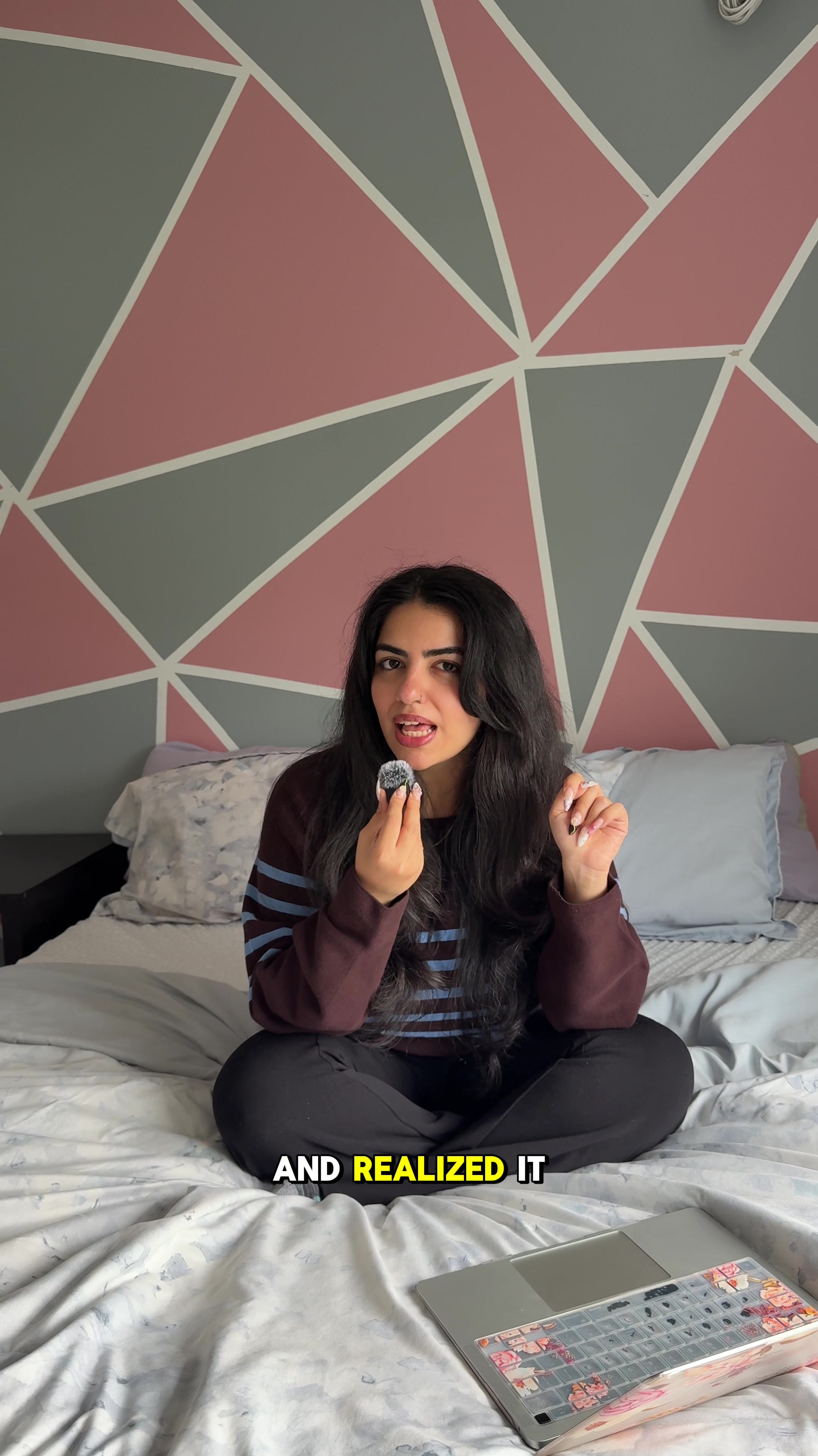 @Chandni | montreal vlogger