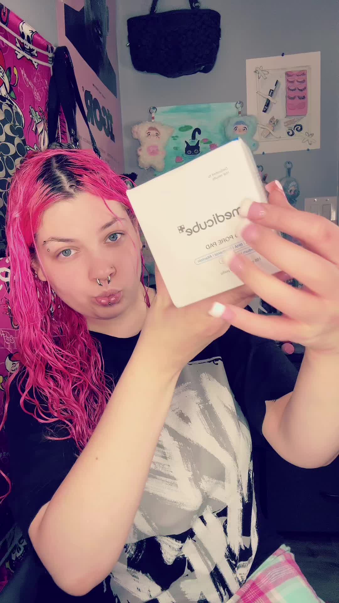 @mshellolitty