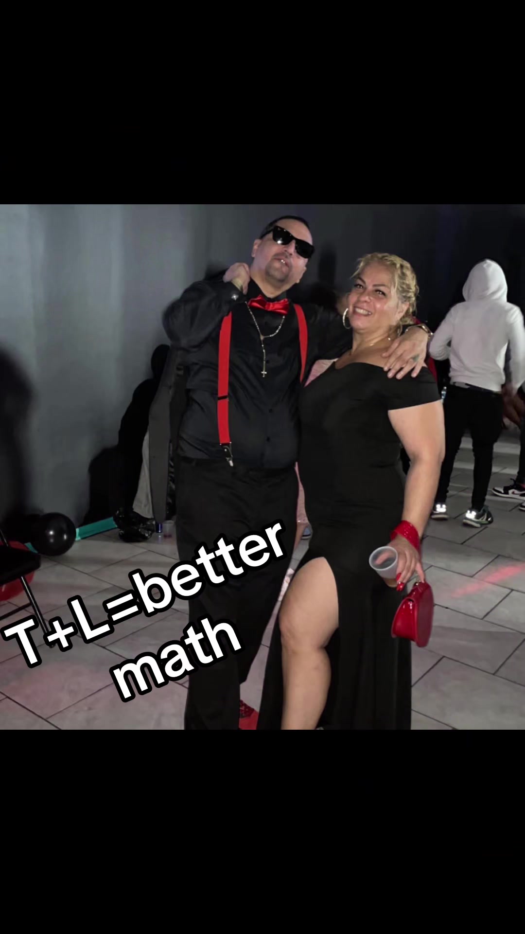 @𝓣𝓸𝓷𝔂 𝓜𝓪𝓬𝓪𝓻𝓸𝓷𝓲