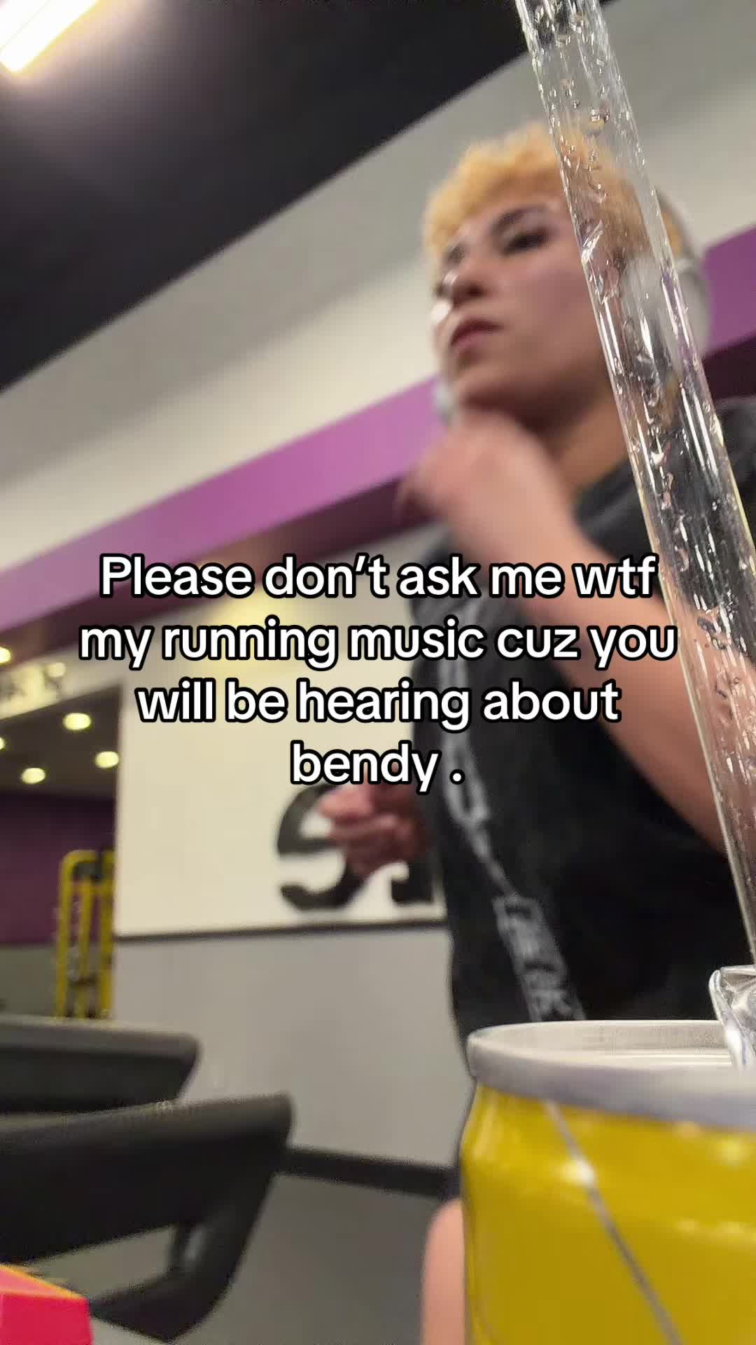 @V 😼