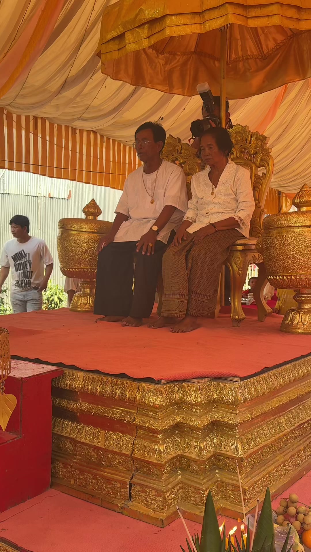 @ហ្វាង តុង