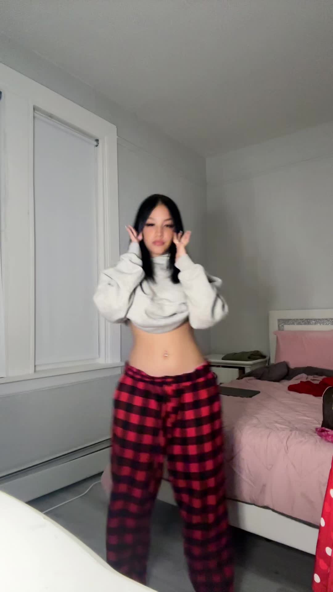 @๐๐ข๐๐ง๐๐