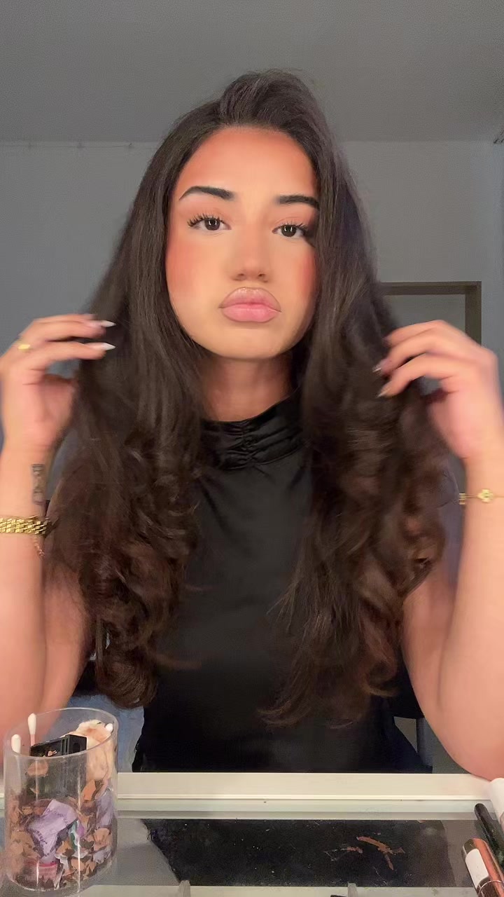 @Clara