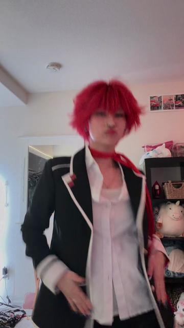@_cosplaynerd16