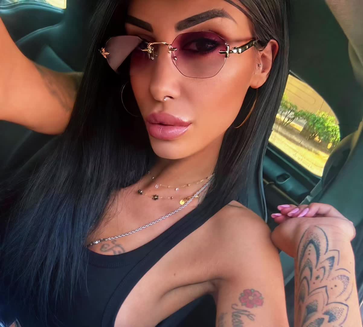 @Alessandra🖤🦋