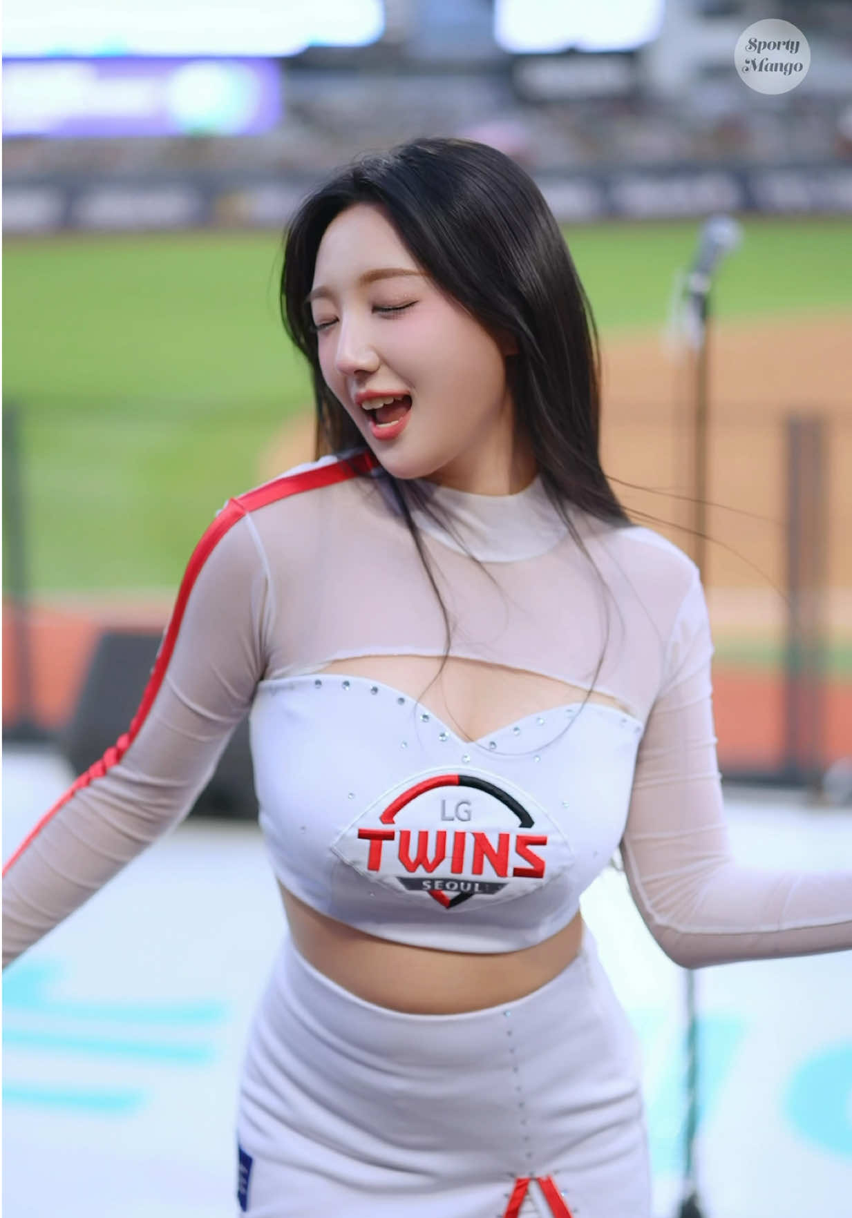 @sporty mango