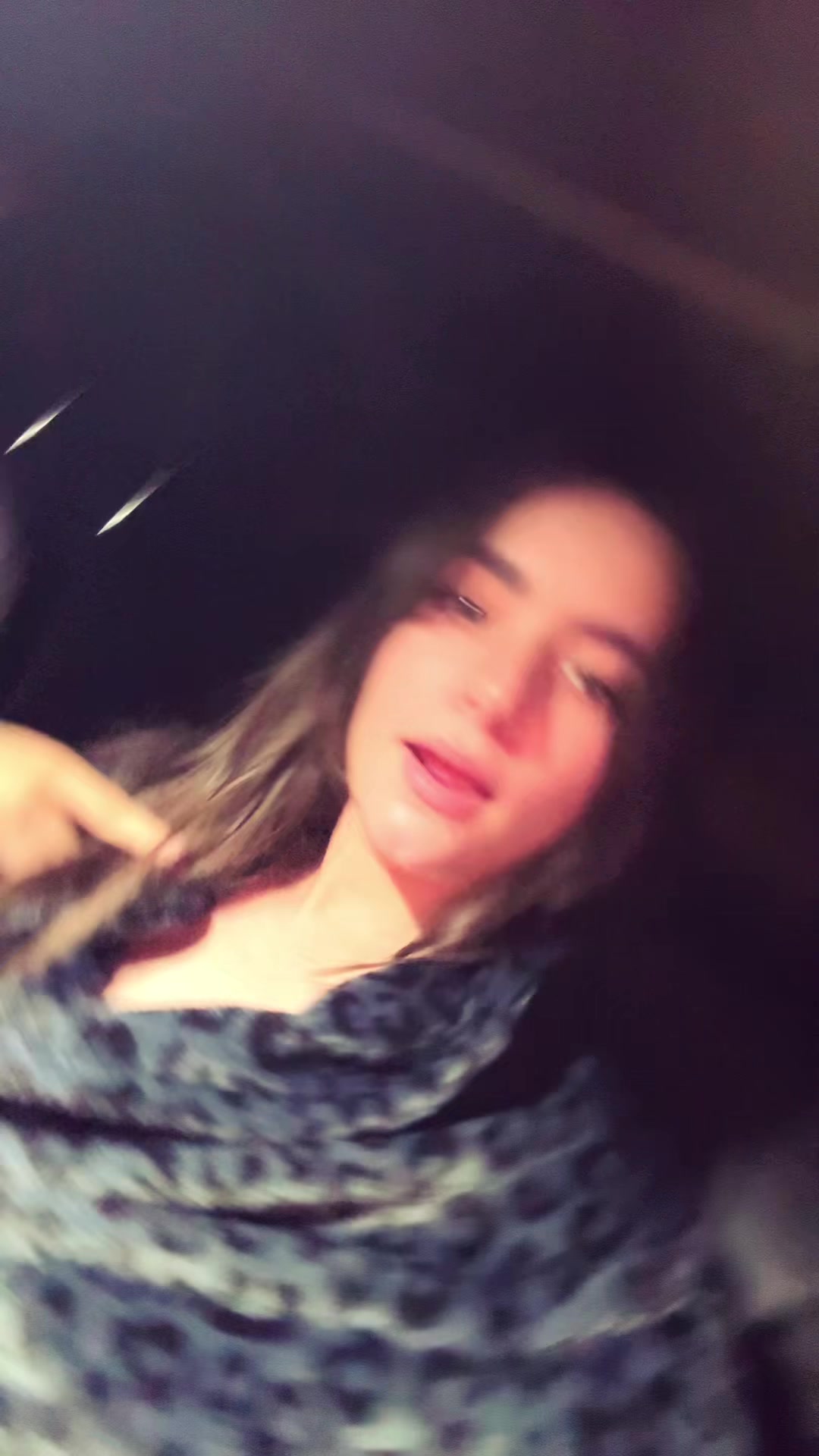 @layla.com999