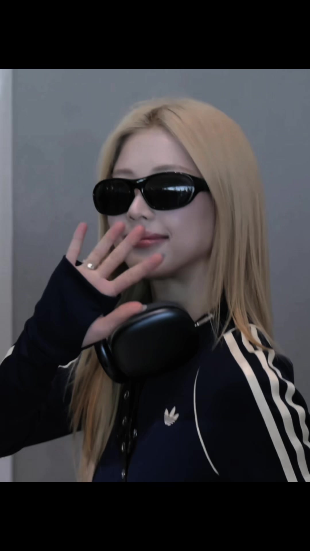 @RR