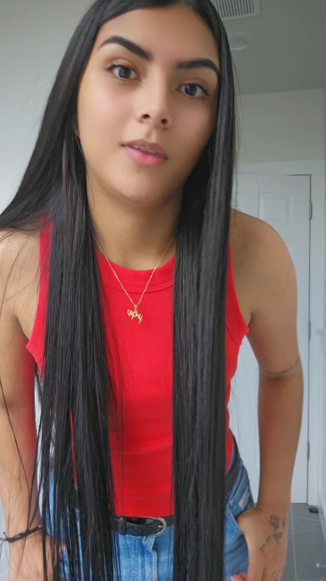 @oficial.yuliana