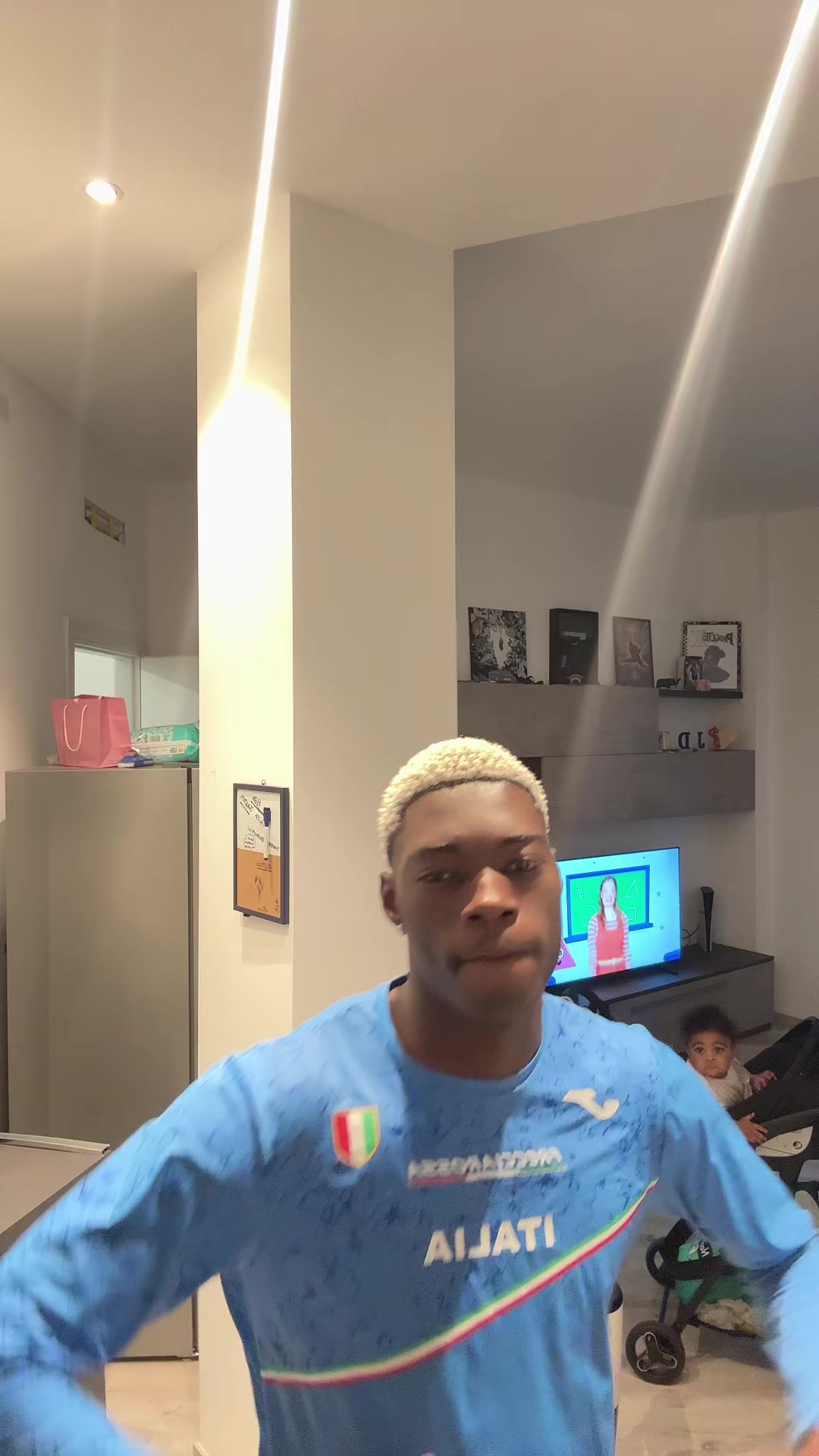 @LilCr