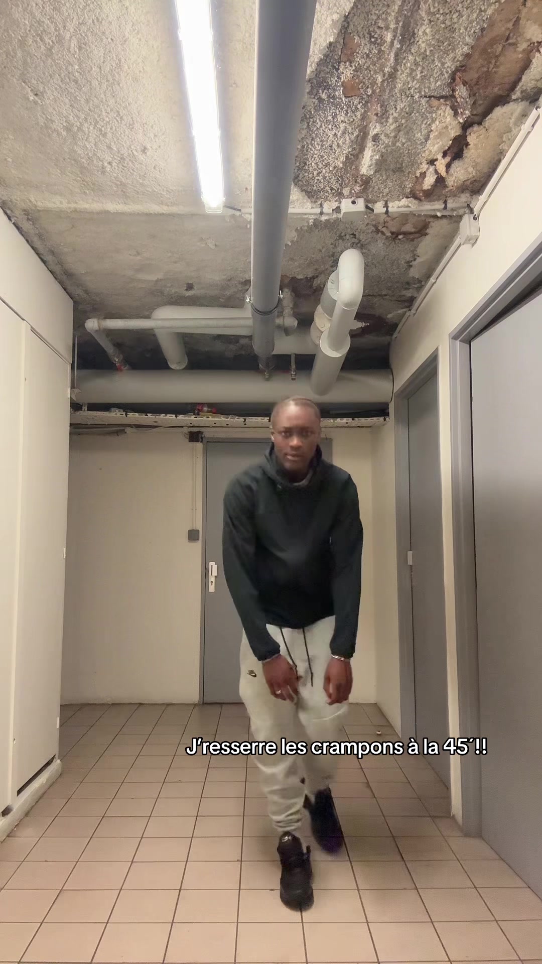 @D.Lo2sv