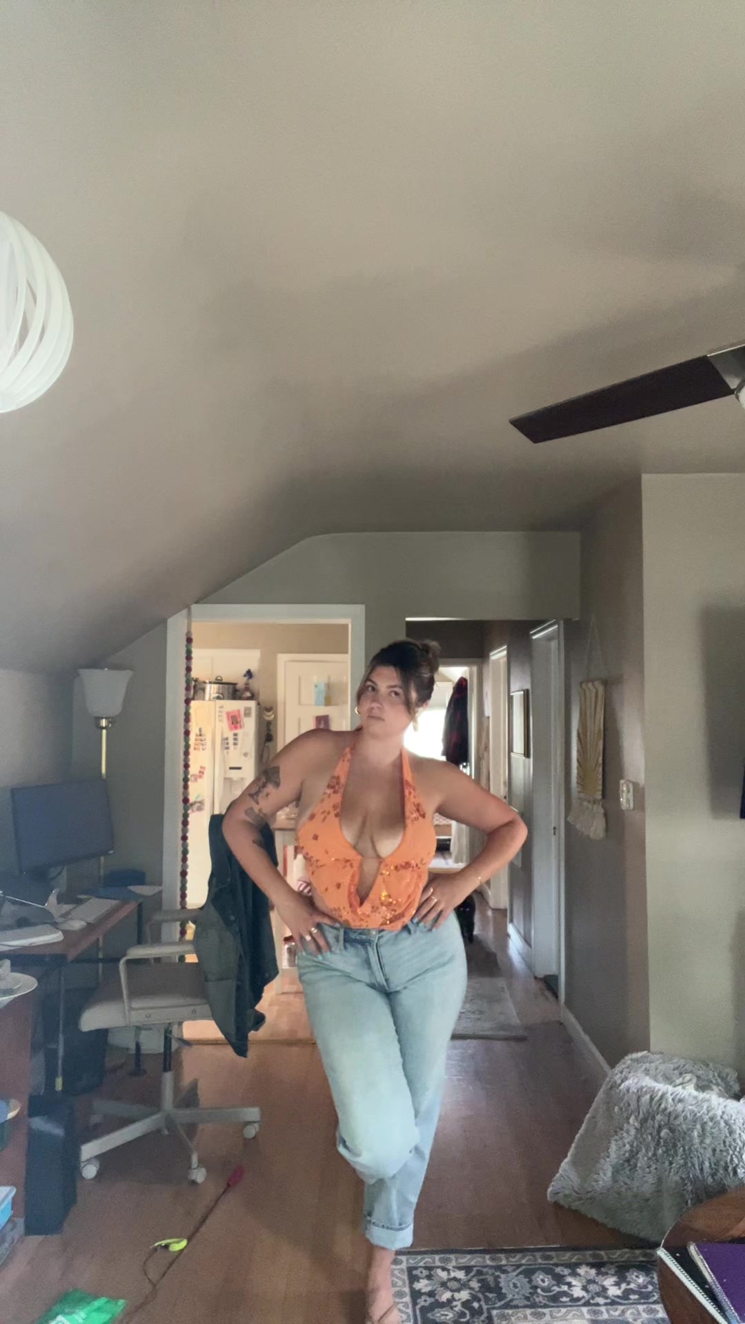 @bella