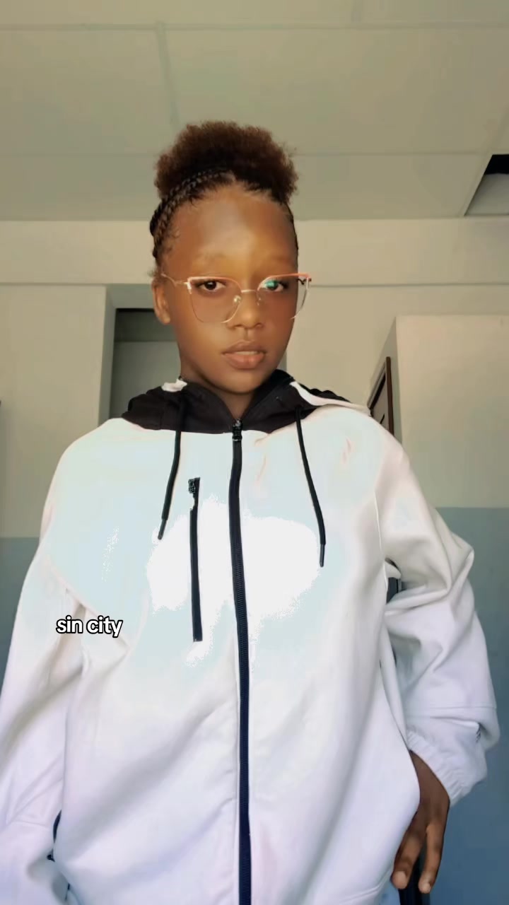 @Manuela Zoeh
