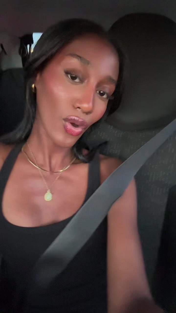 @👄