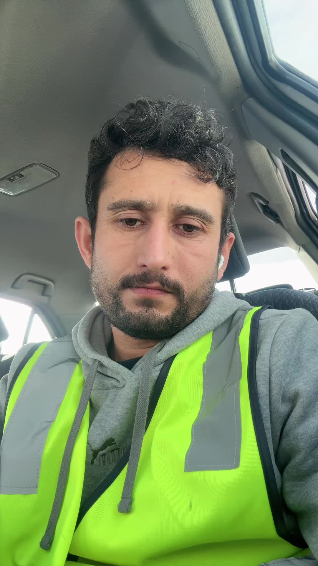 @Zia_Khan