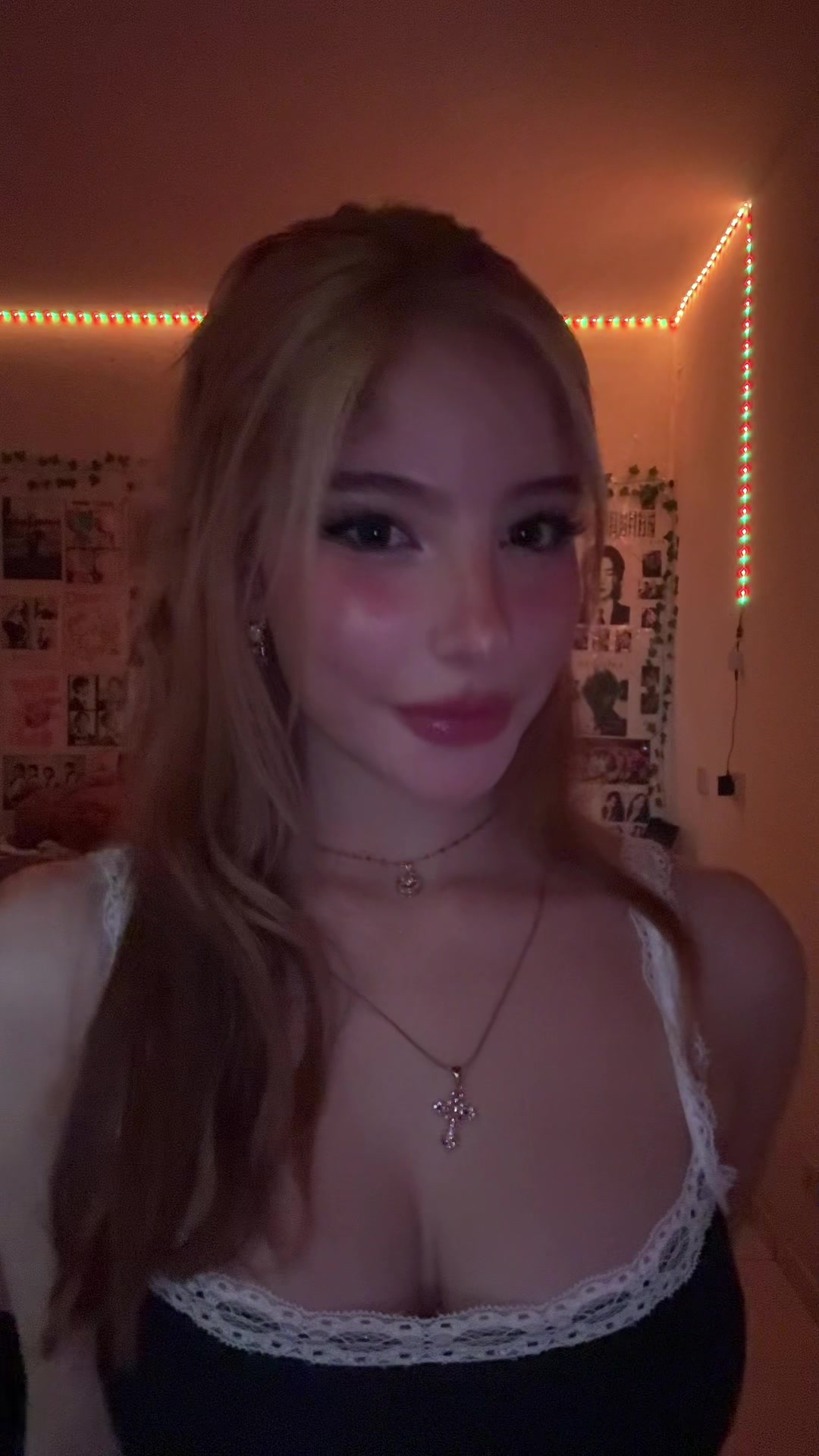 @thay⋆ ✩˚。⋆