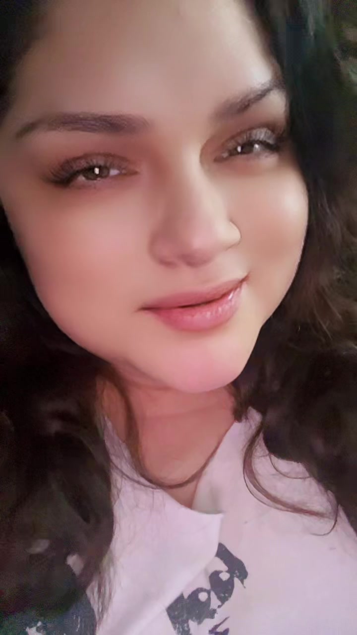 @Angela.