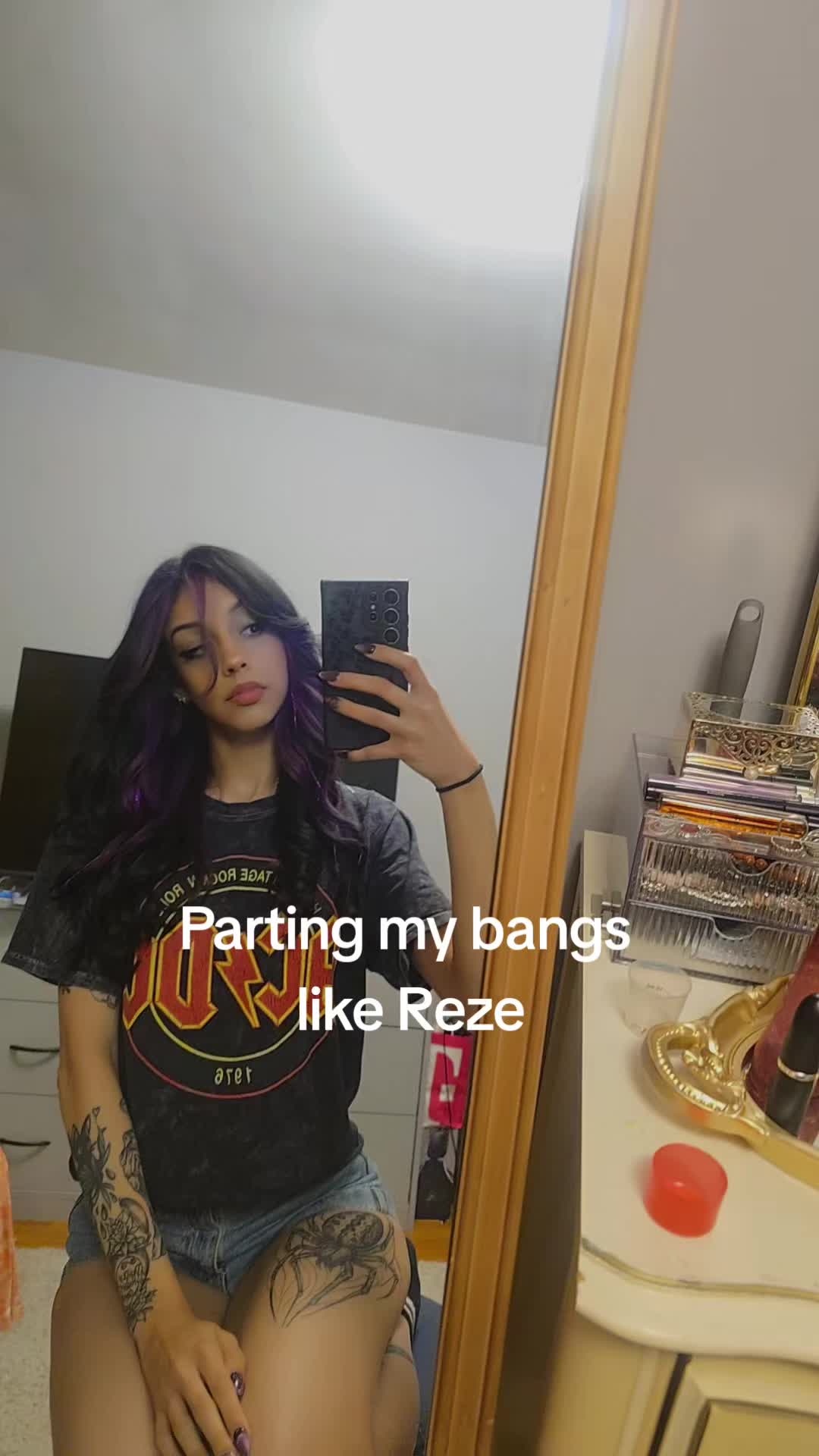 @𝓚𝓾𝓻𝓸𝓶𝓲 💜🖤