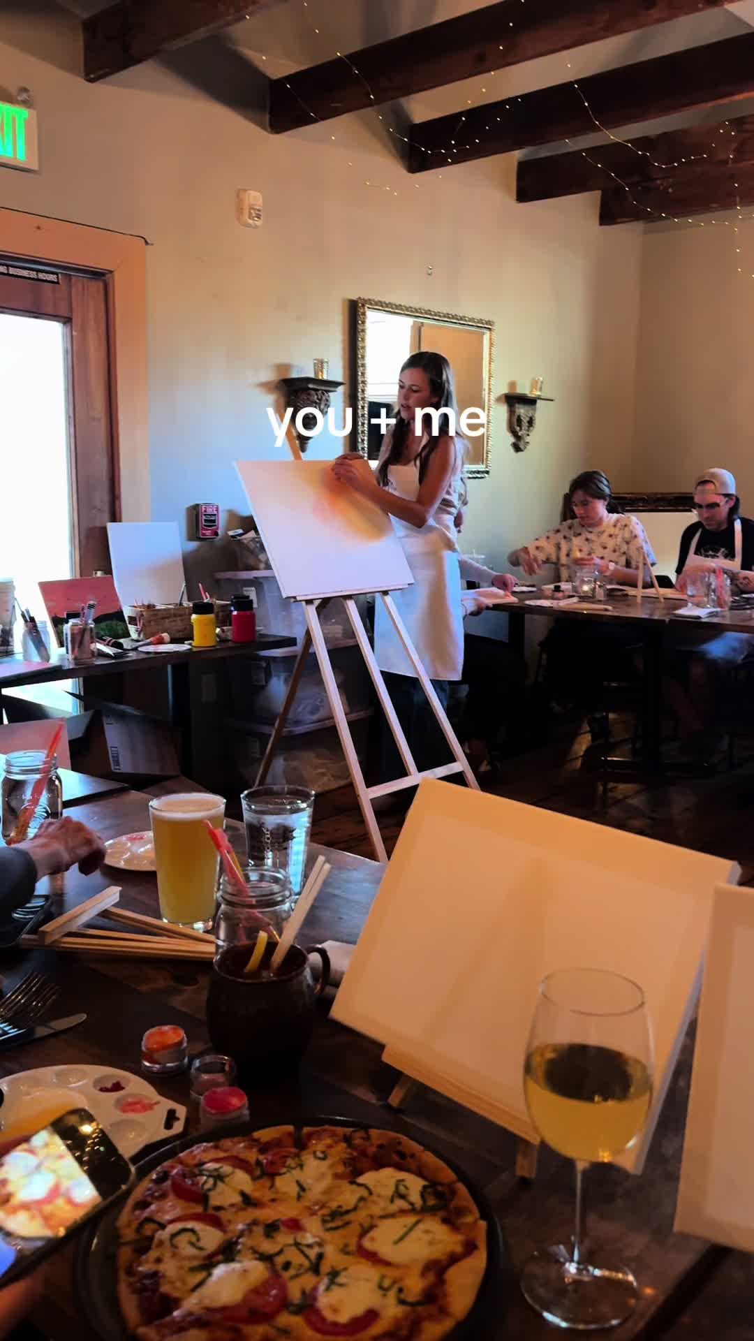 @Casey Moss | Artist