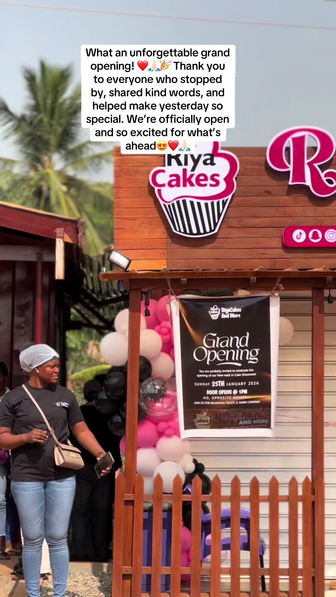 @Riyacakesgh HO, Love@firstbite
