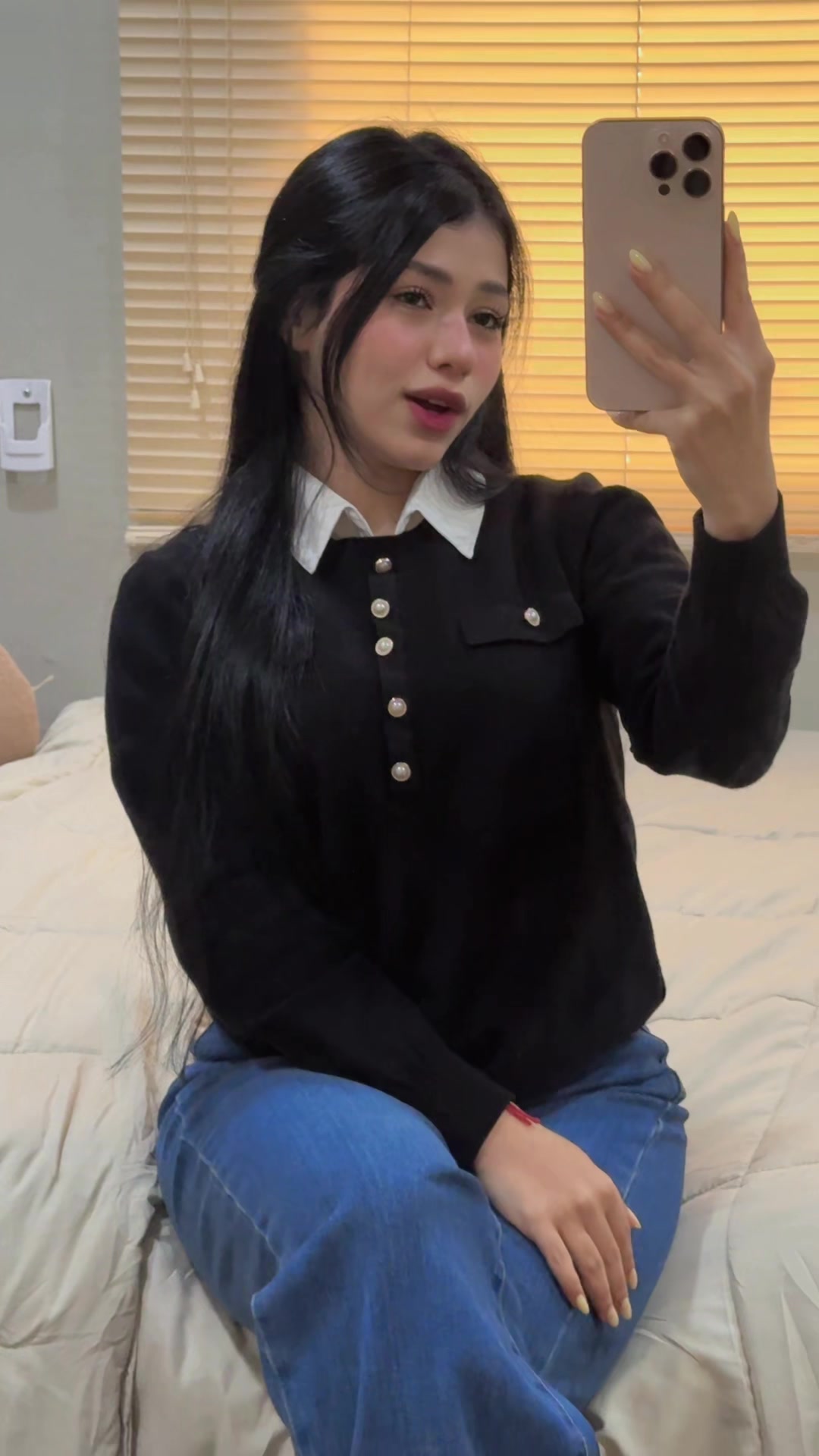 @๐๐โก๏ธ๐ต๐ค