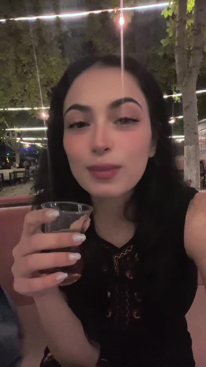@B&uuml;şra Tuncer