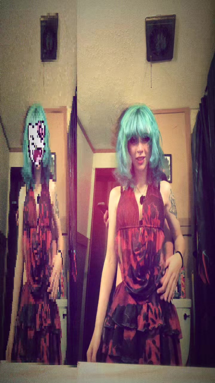 @<3
