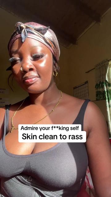 @Meliabeautybar