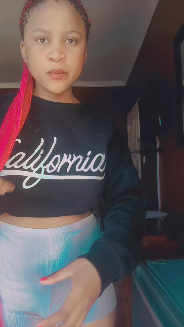 @lathoya angel