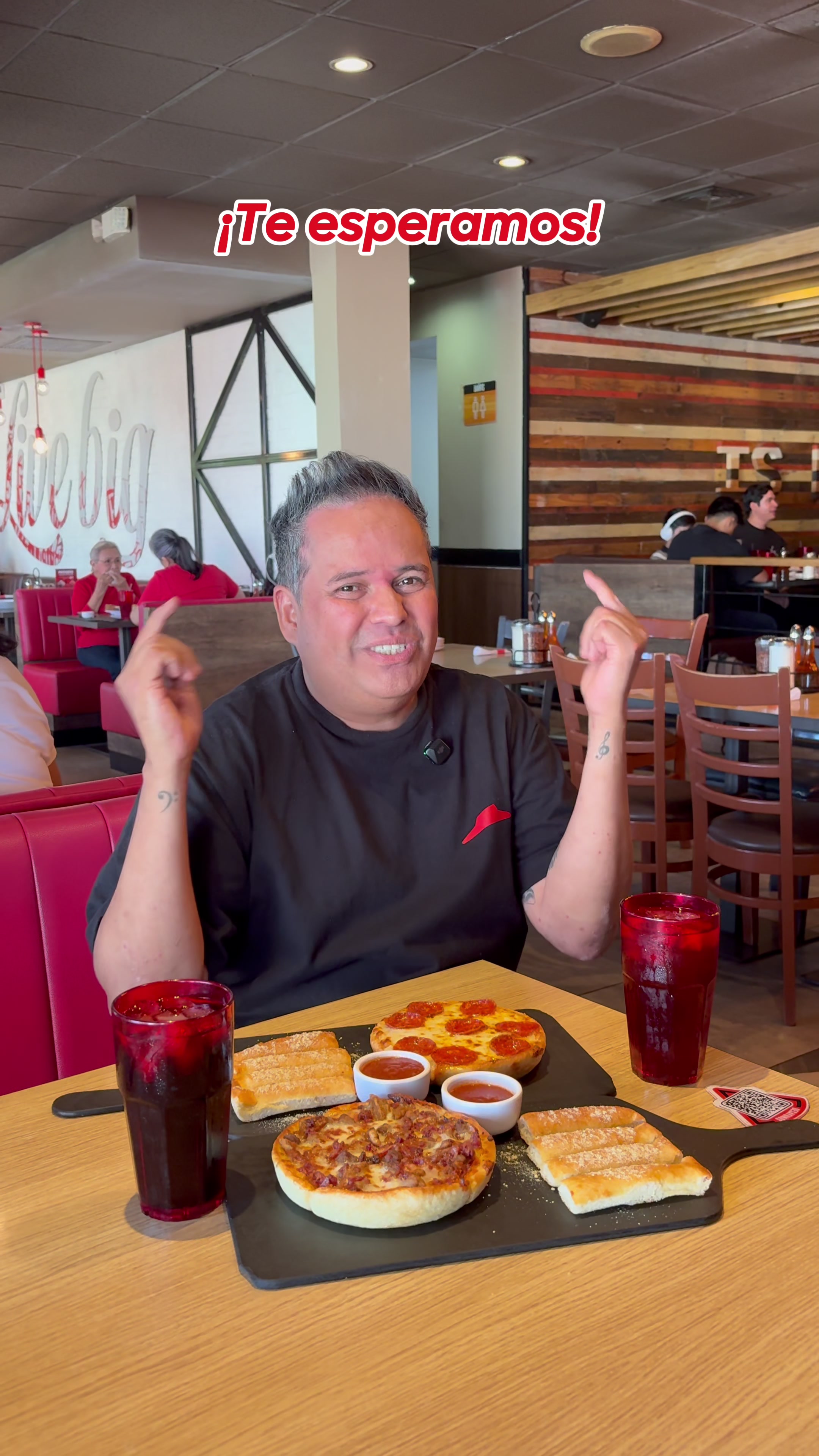 @Pizza Hut El Salvador