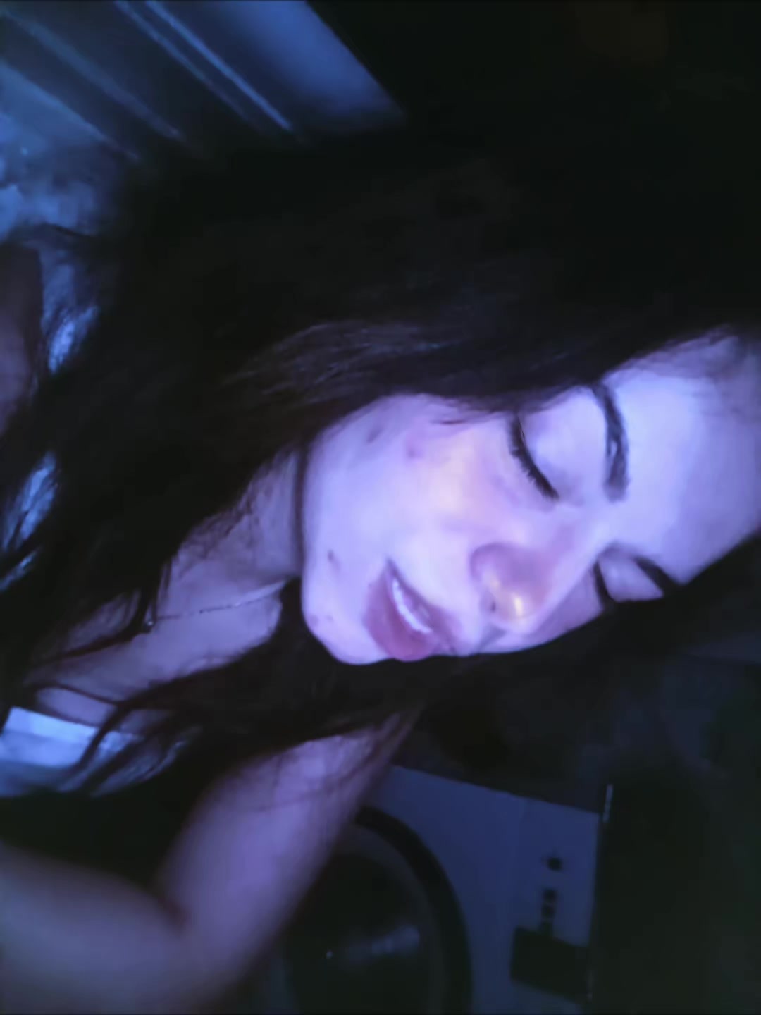 @Bella