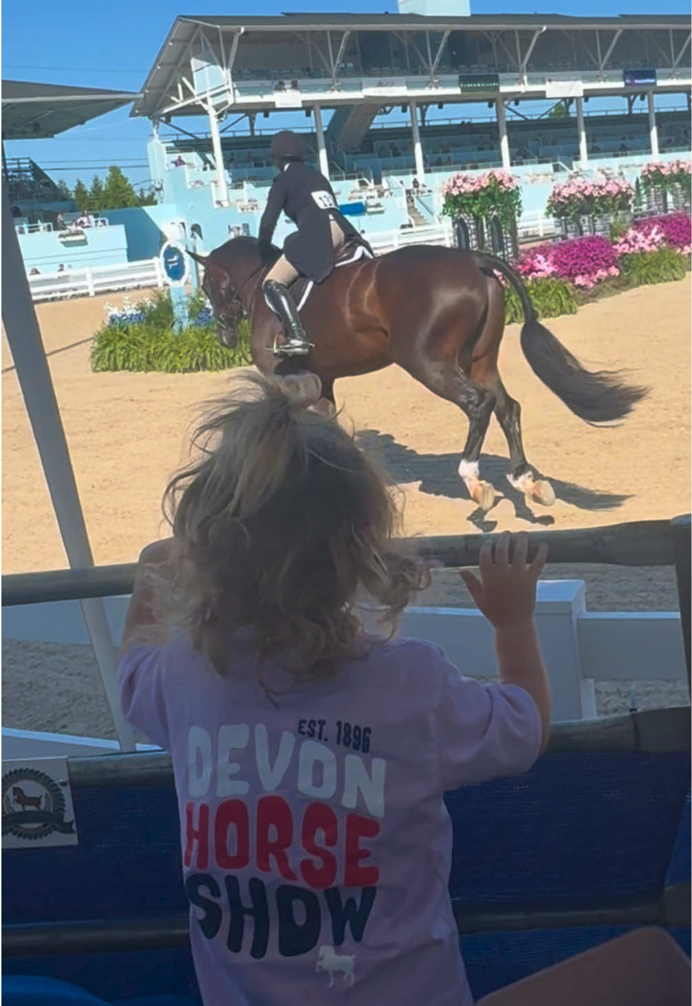 @Equestrian |🦄 Mom