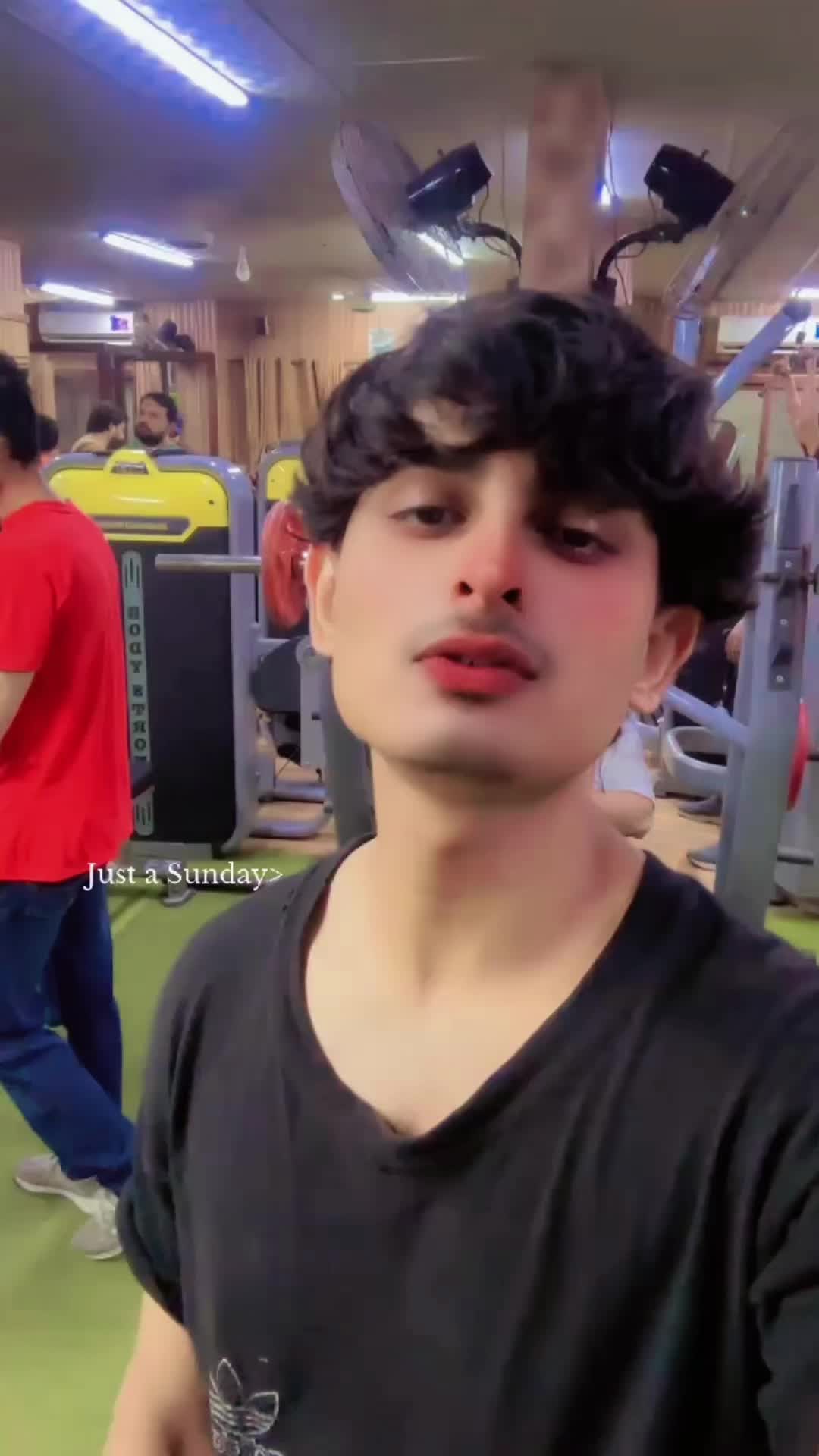 @UMAIR AZAAD Z🧛