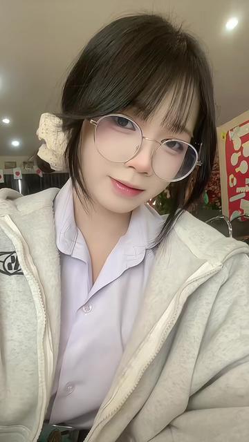 @อายอ้อน.