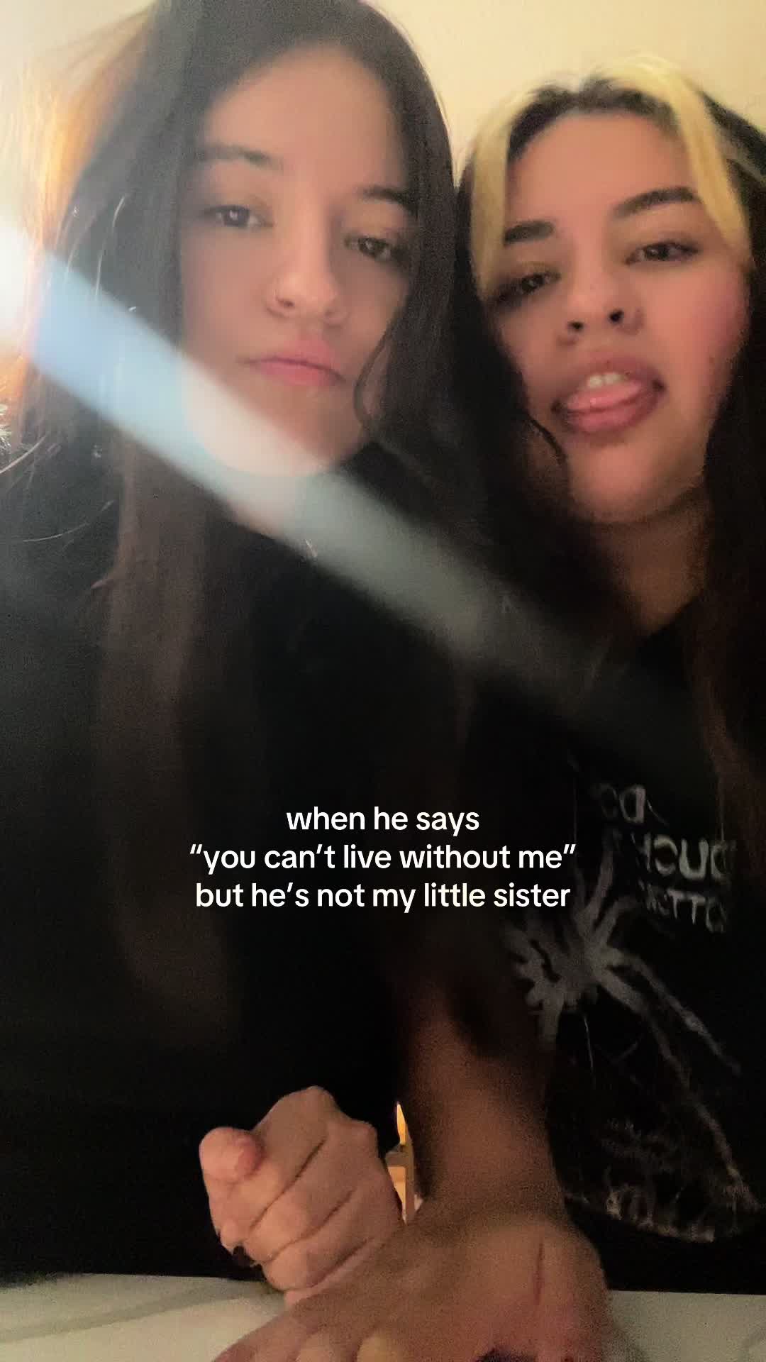 @️