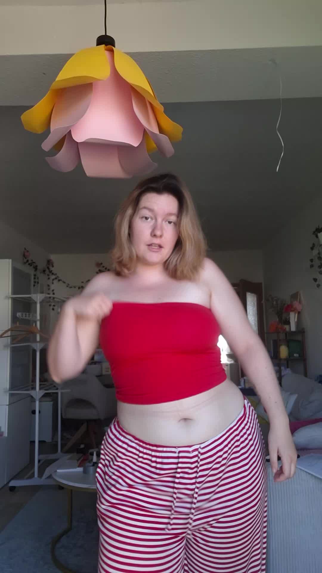 @vivienhrtl🌼